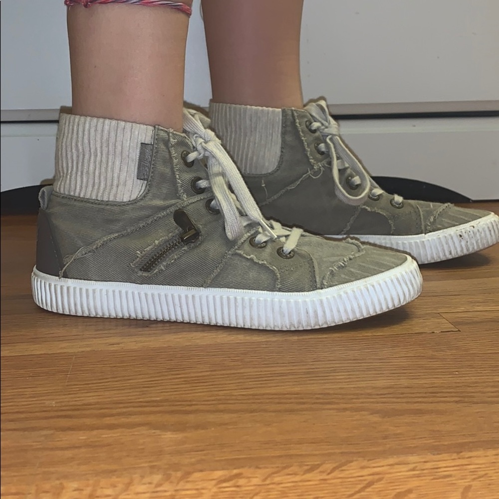 High top Blowfish shoes